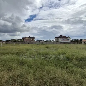 Kiwanja Kinauzwa Mbweni Jkt.! 
