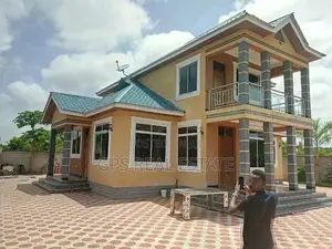 *03 House for Sale