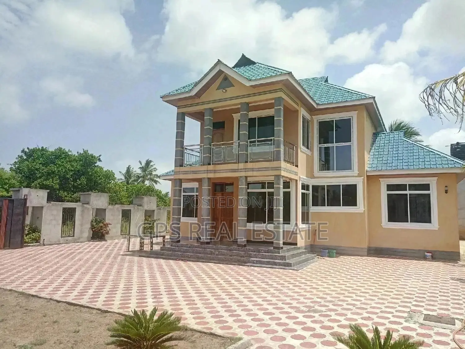 *03 House for Sale
