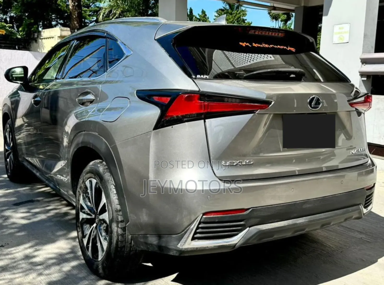 Lexus NX 2019 Silver