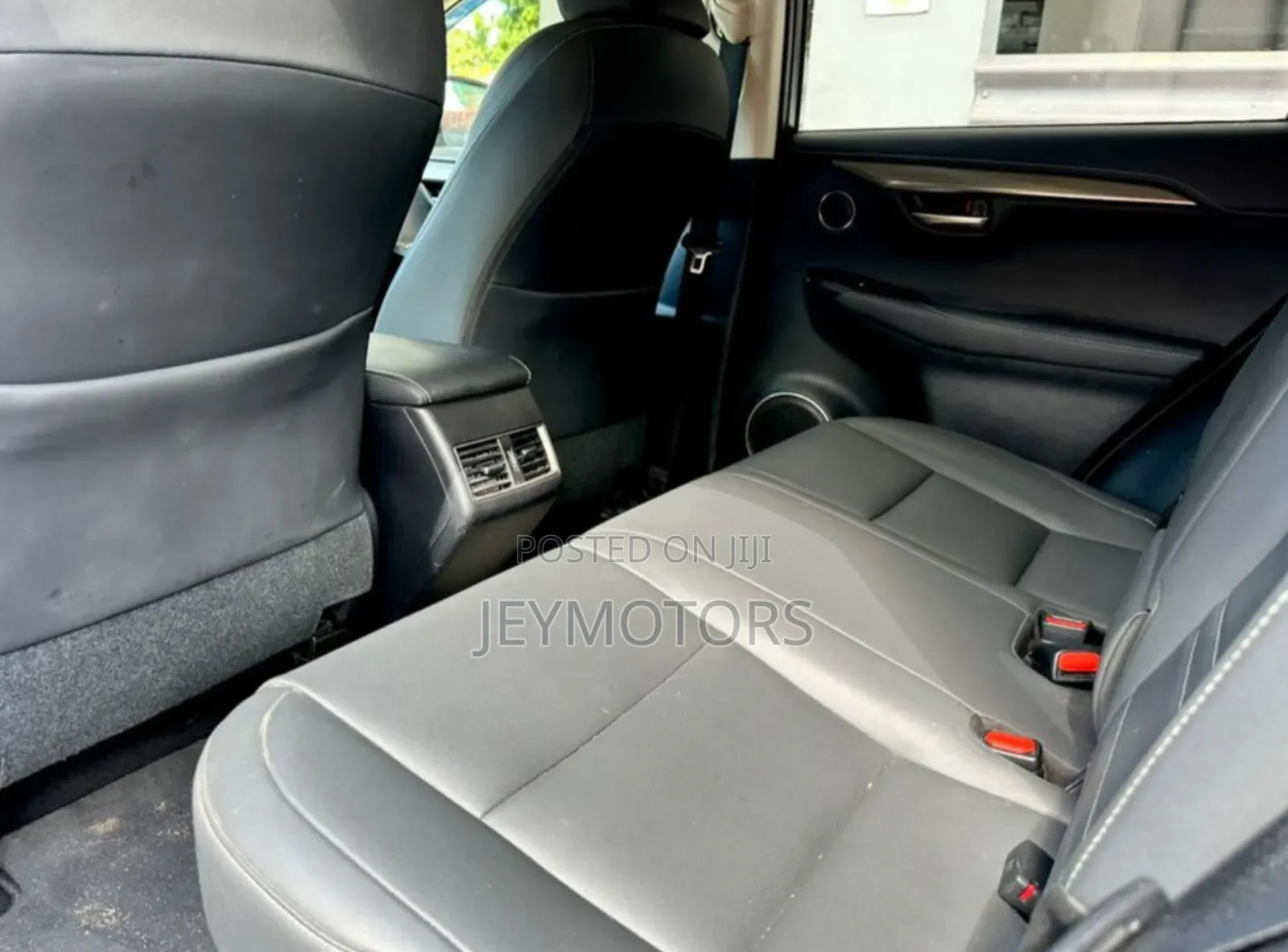 Lexus NX 2019 Silver