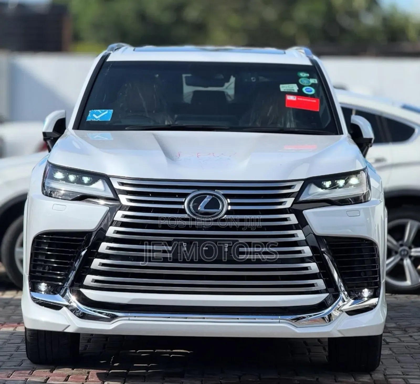 Lexus LX 2023 White