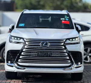 Lexus LX 2023 White