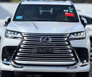 Lexus LX 2023 White
