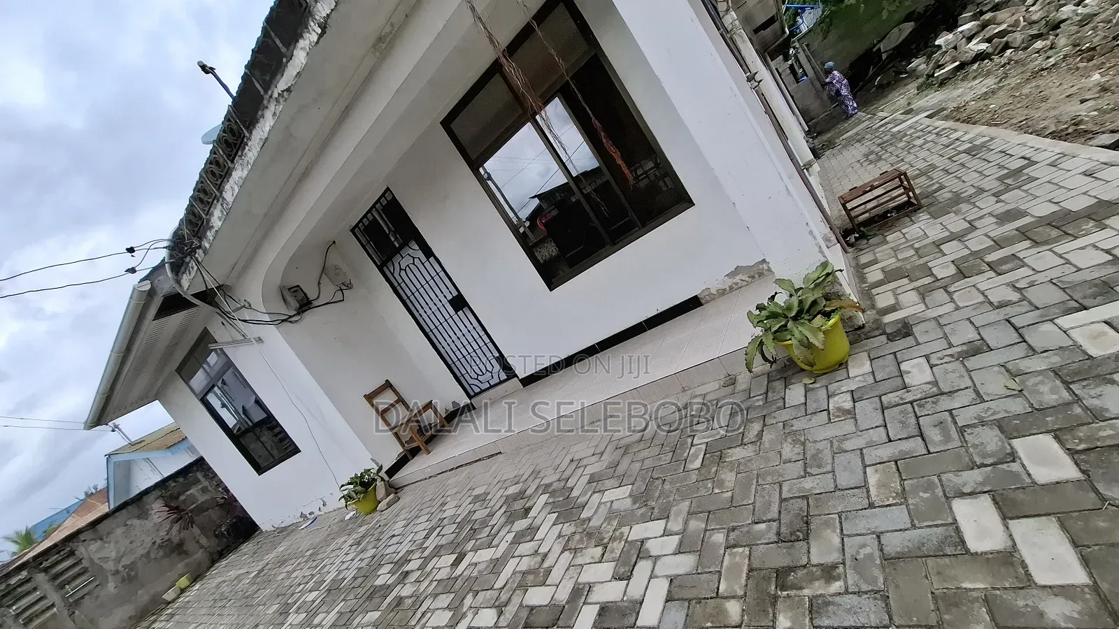 Studio Apartment in Sinza Kivulini for rent