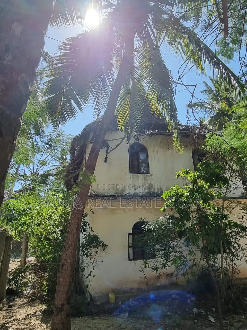 4bdrm Villa in Kusini for sale
