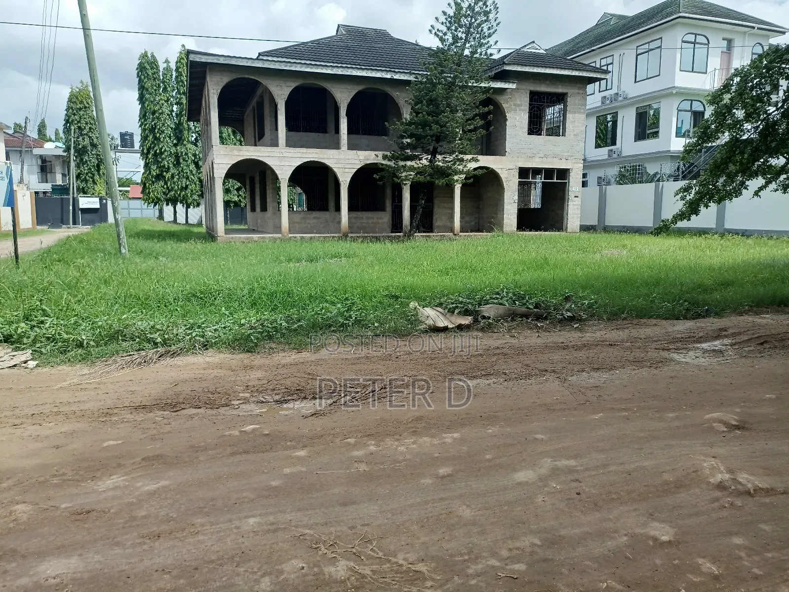 5bdrm House in Mikocheni for sale