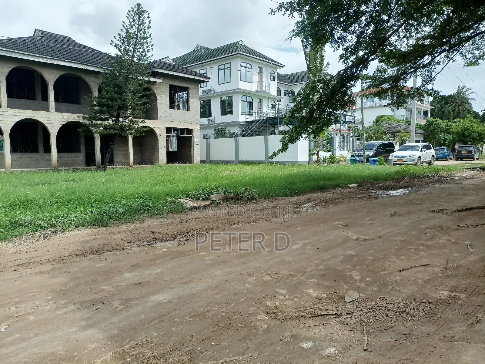 5bdrm House in Mikocheni for sale