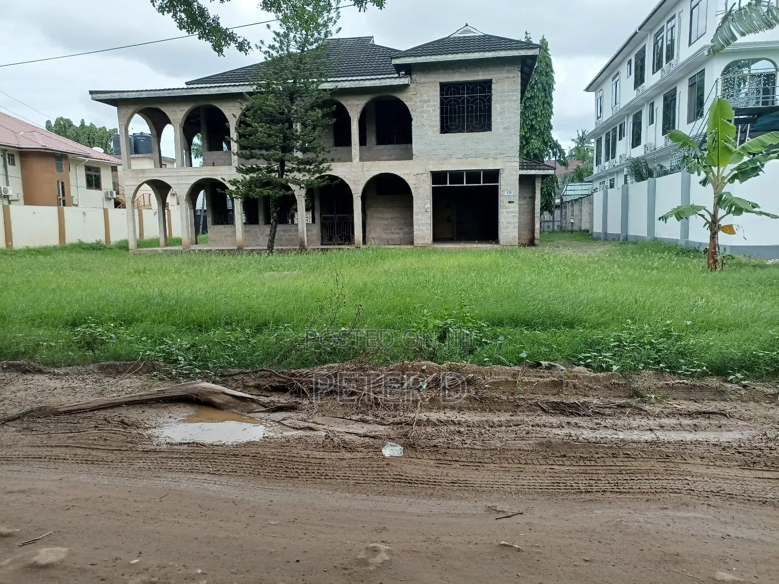 5bdrm House in Mikocheni for sale