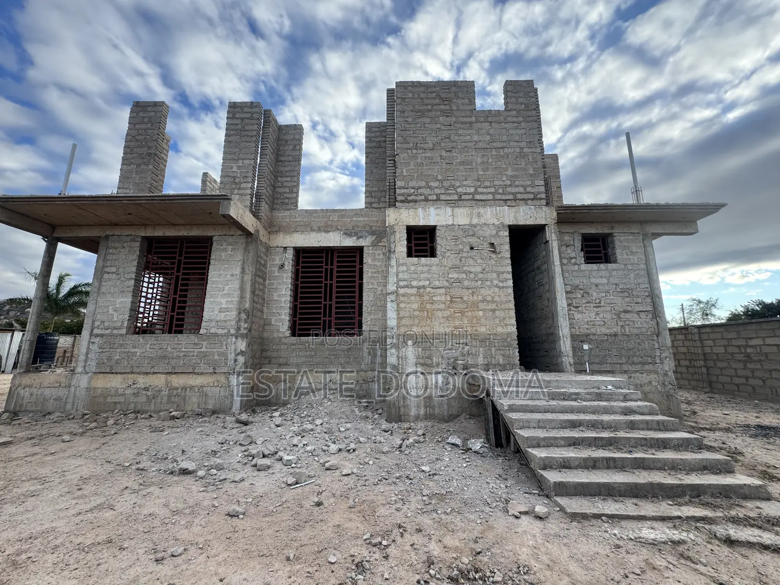 6bdrm Block of Flats in Itega Dodoma for sale