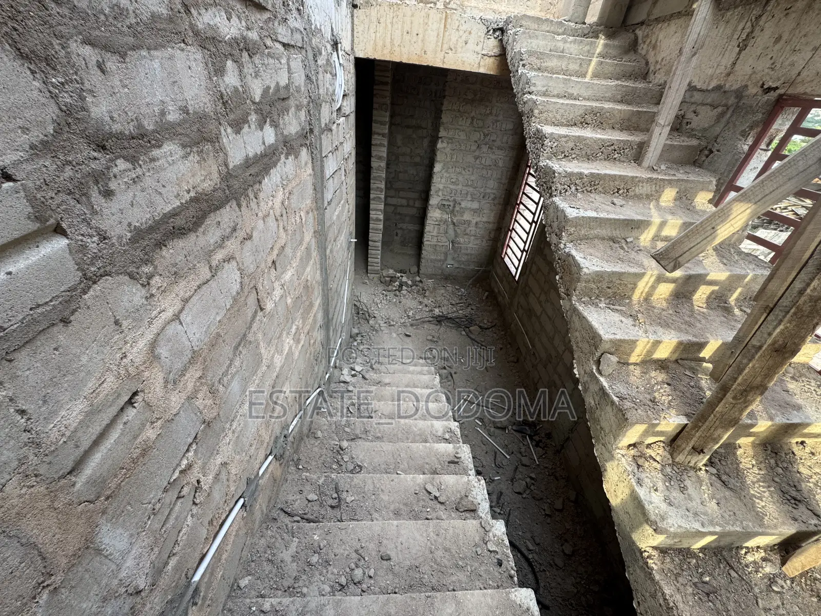 6bdrm Block of Flats in Itega Dodoma for sale