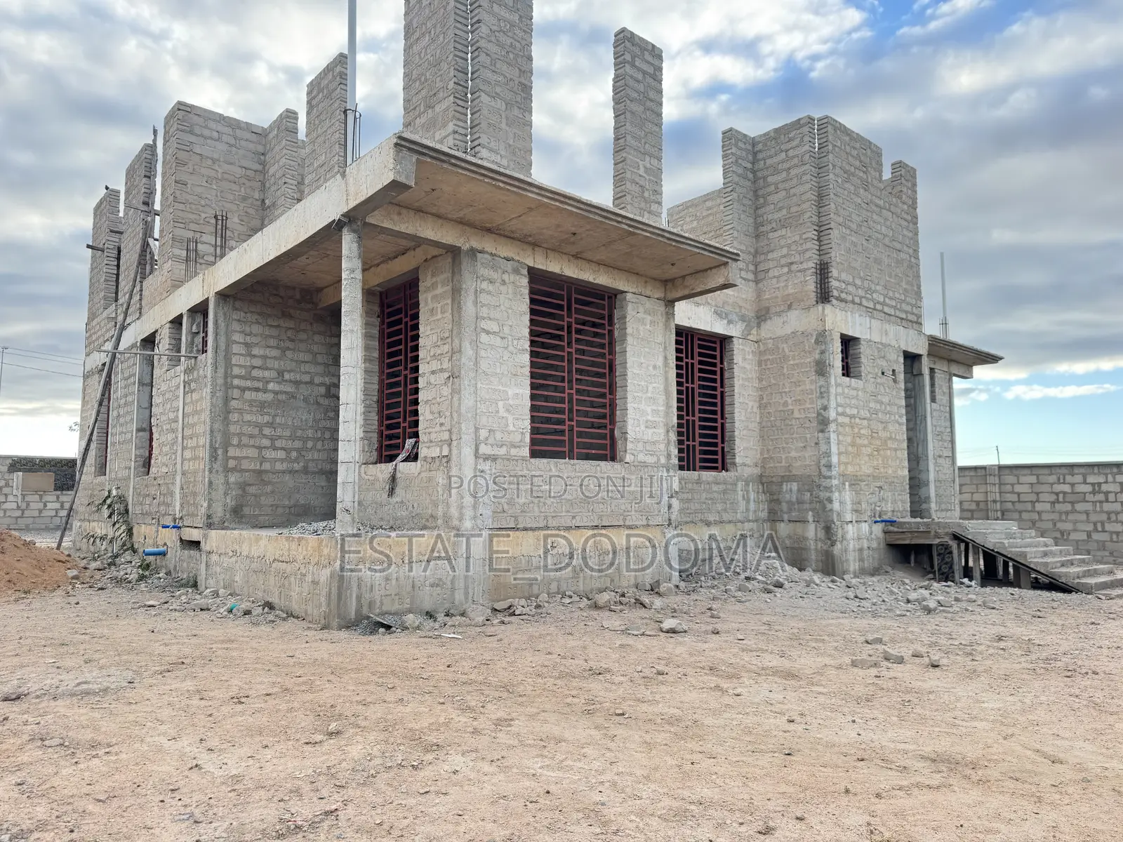 6bdrm Block of Flats in Itega Dodoma for sale