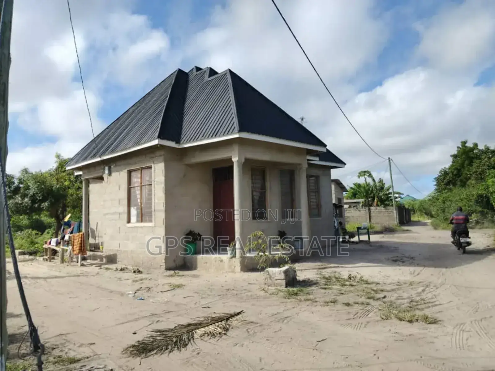 3bdrm House in Kivule Frem 10, Ilala for sale