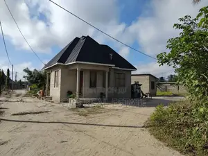 3bdrm House in Kivule Frem 10, Ilala for sale