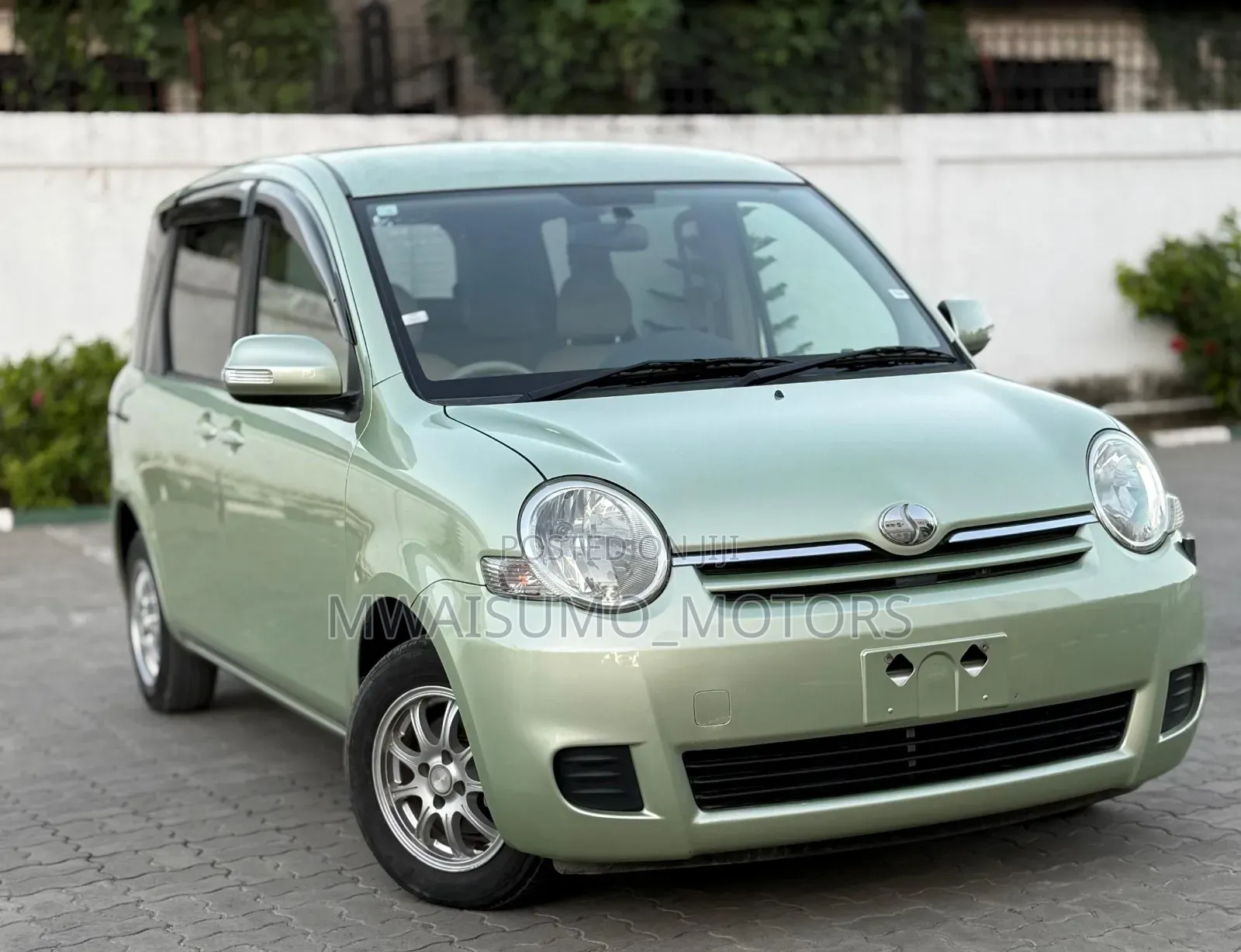 Toyota Sienta 2009 Teal