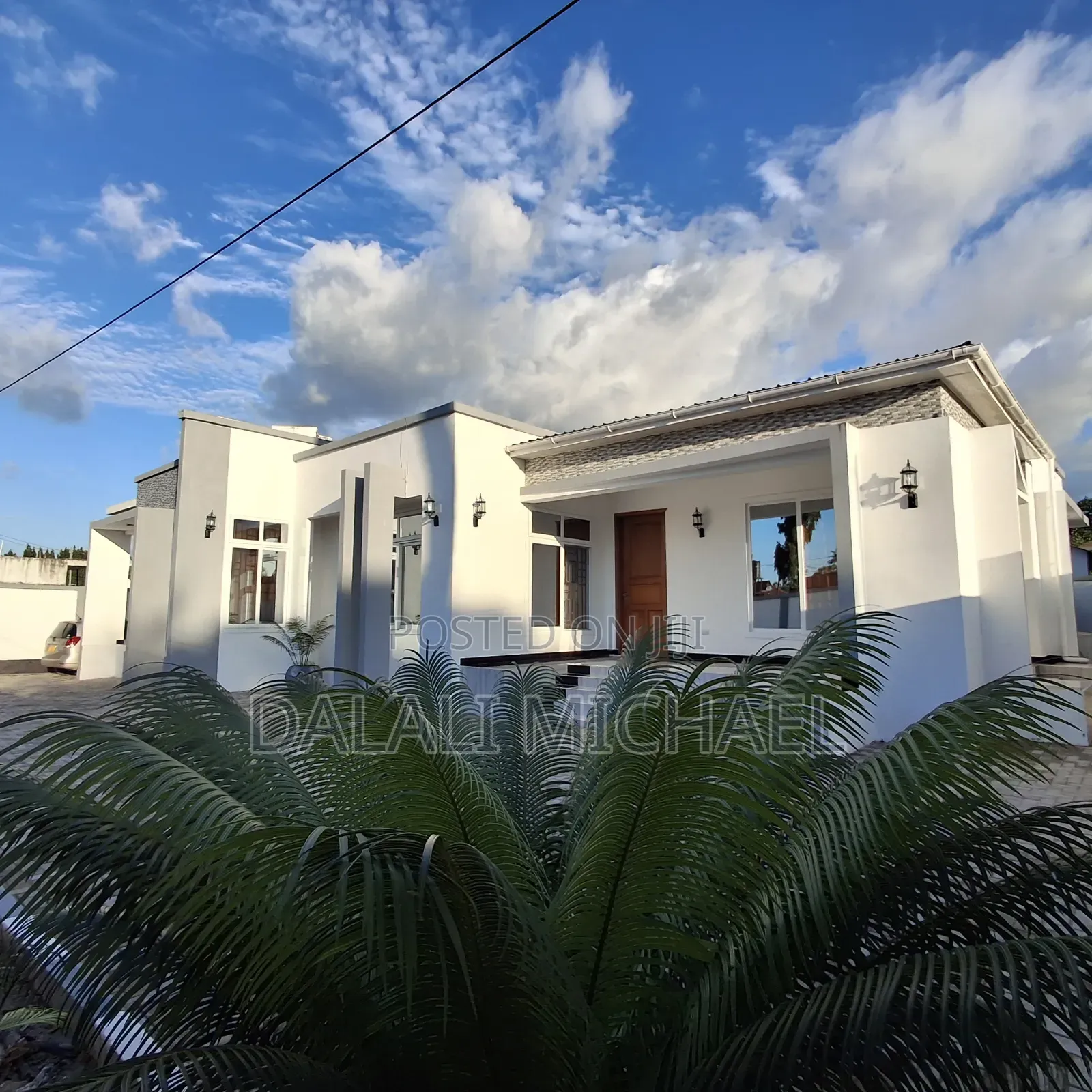 4bdrm House in Mbezibeach for sale
