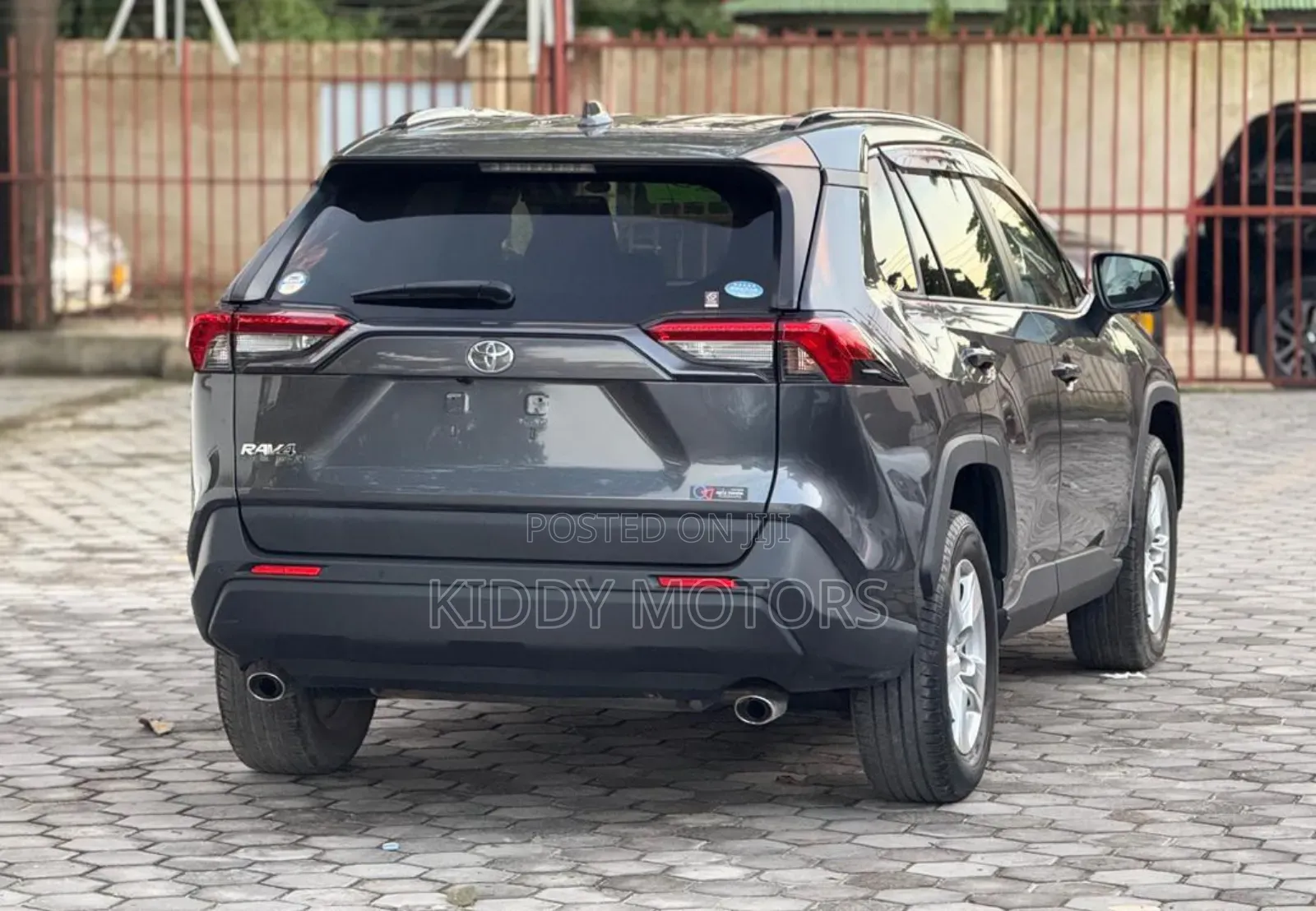 Toyota RAV4 2019 Gray