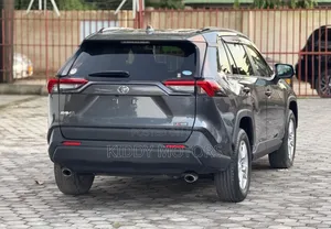 Toyota RAV4 2019 Gray