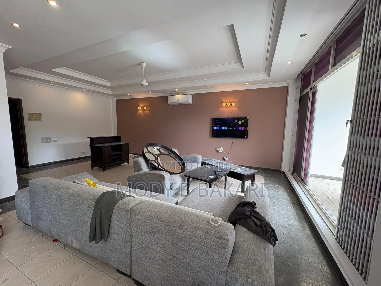 Furnished 3bdrm Apartment in Oyster Bay for rent