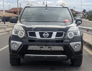 Nissan X-Trail 2.0 Petrol XE 2011 Black