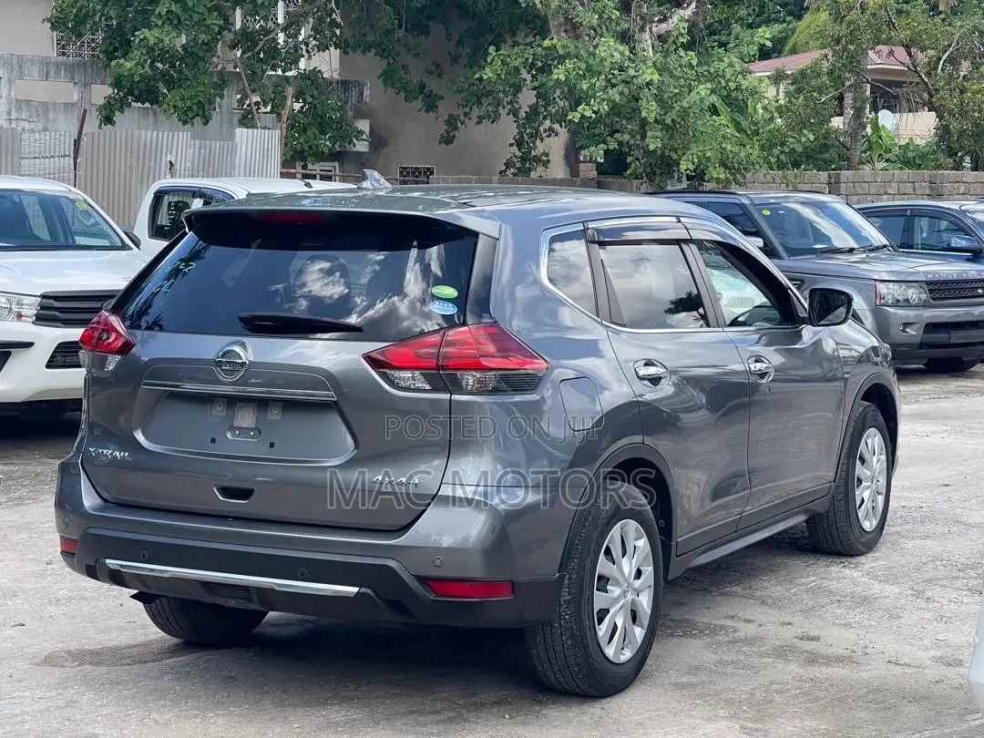 Nissan X-Trail 2.0 Hybrid FWD 2019 Gray
