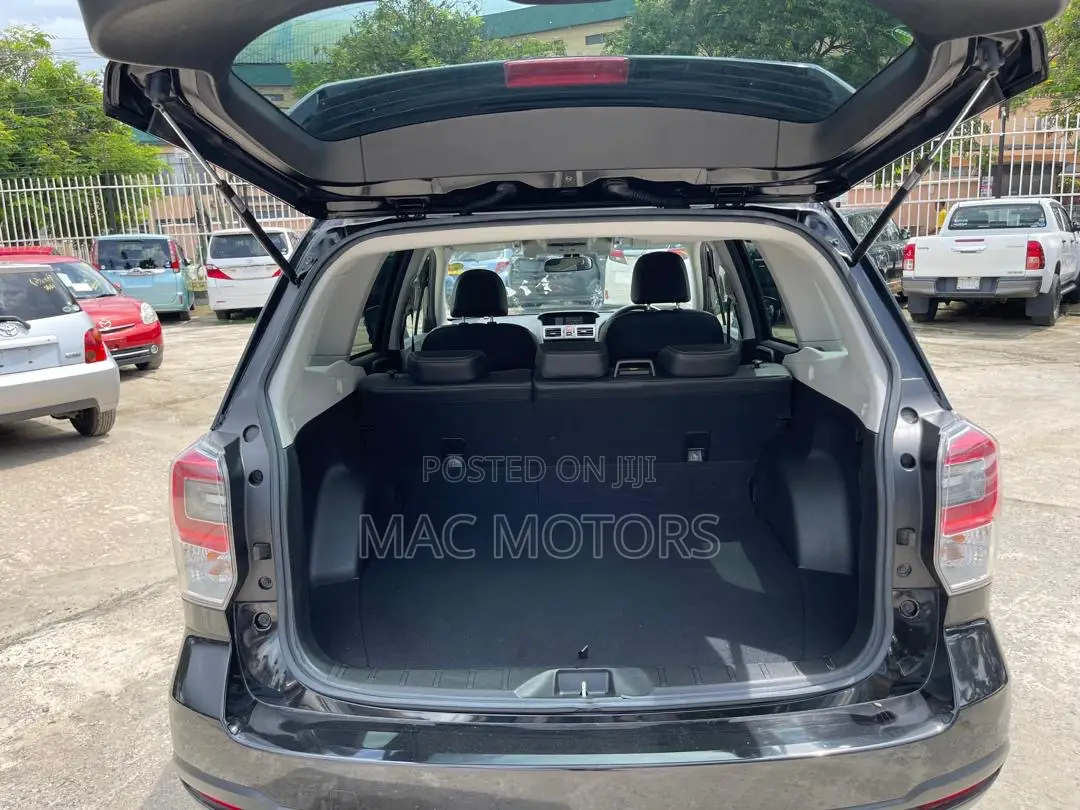 Subaru Forester 2018 Black