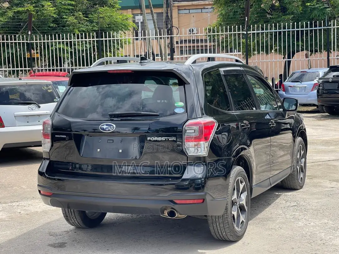 Subaru Forester 2018 Black