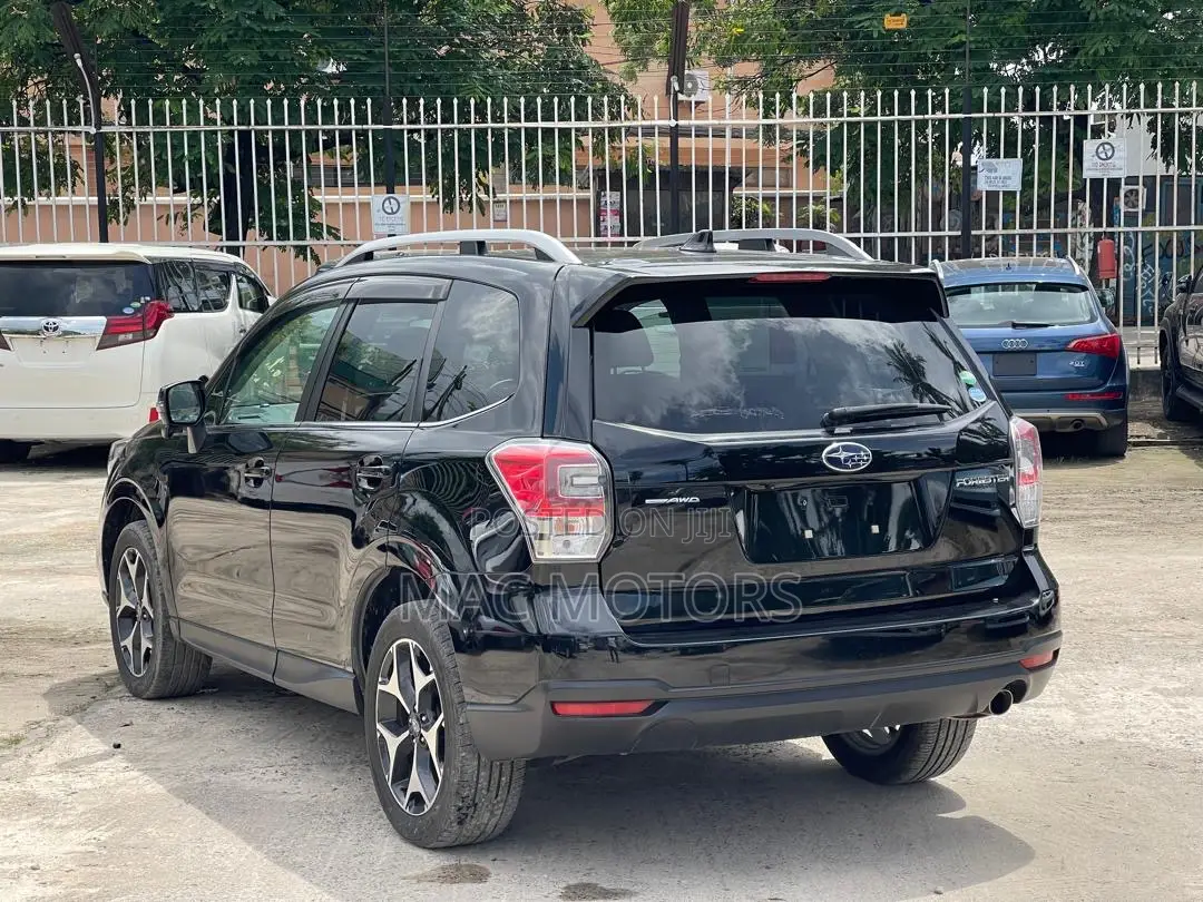 Subaru Forester 2018 Black