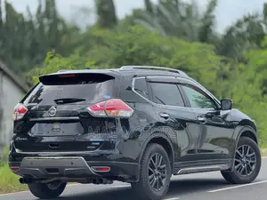 Nissan X-Trail 2015 Black