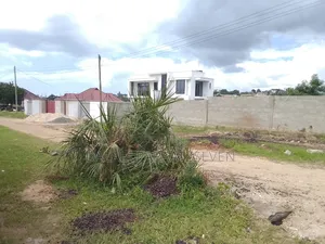 Eneo Lenye Ukubwa Wa Heka 1 Na Lobo Linauzwa Lip Tegeta Wazo