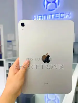 New Apple iPad 9.7 64 GB Silver