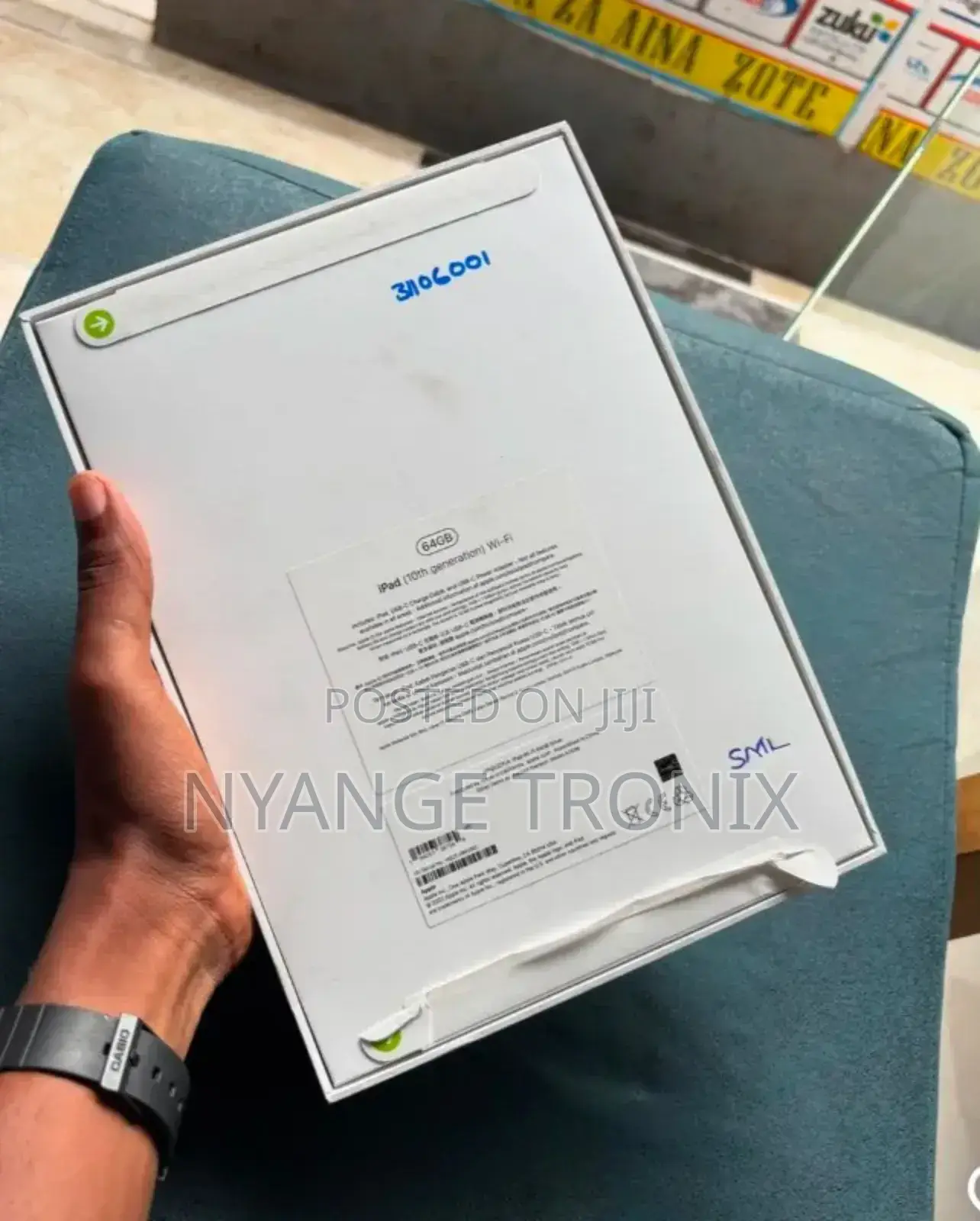 New Apple iPad 9.7 64 GB Silver