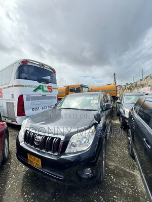 Toyota Land Cruiser Prado 2010 Black