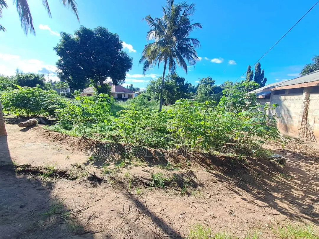 Kiwanja Kinauzwa Madale