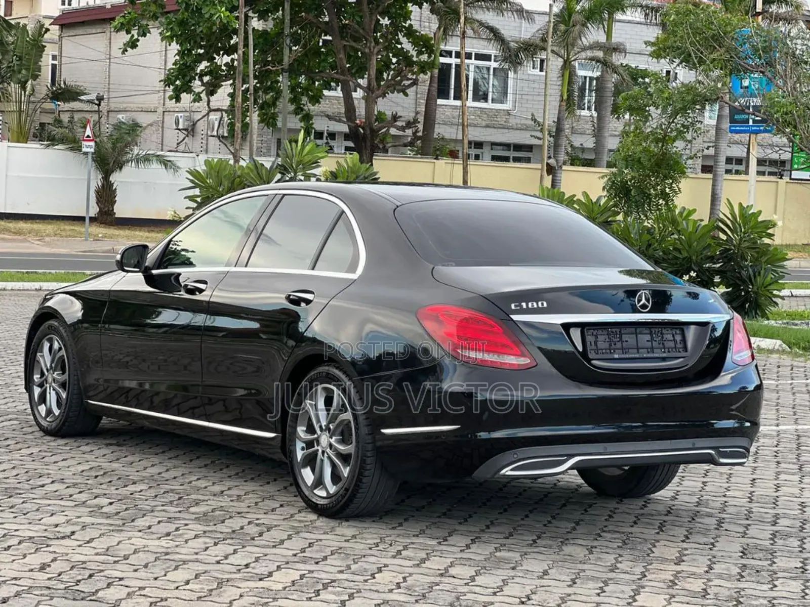 Mercedes-Benz C180 2015 Black
