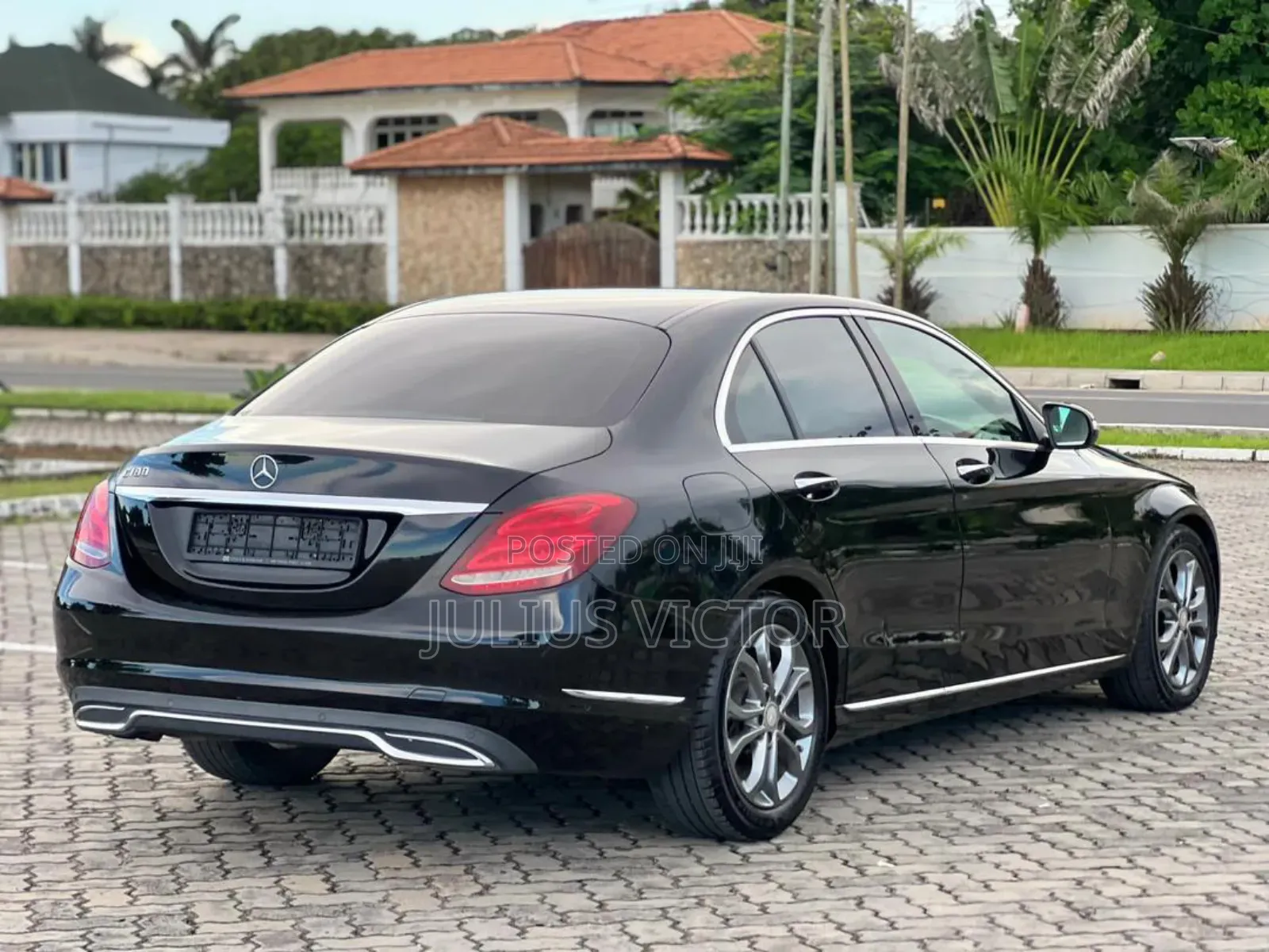 Mercedes-Benz C180 2015 Black
