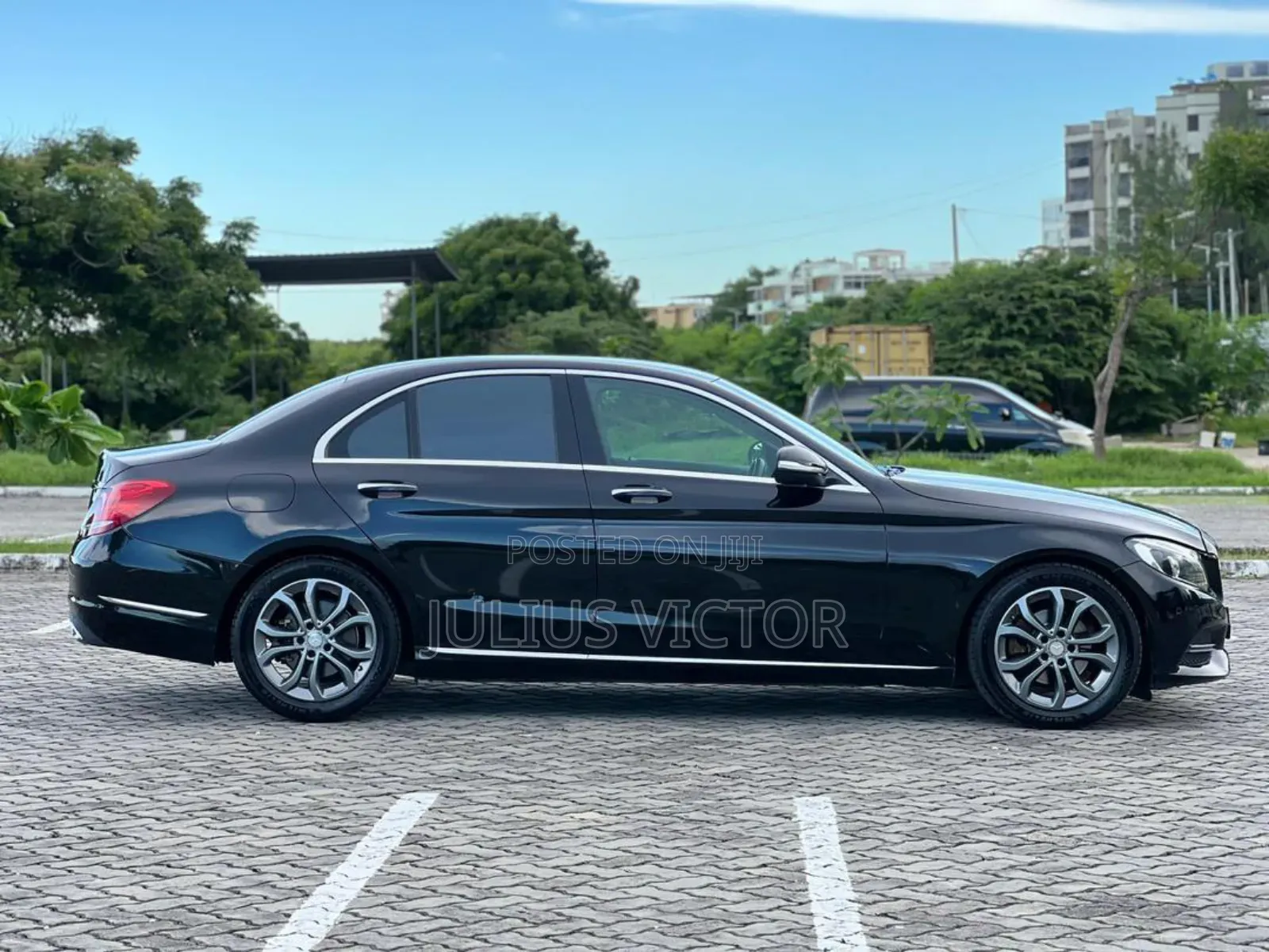 Mercedes-Benz C180 2015 Black