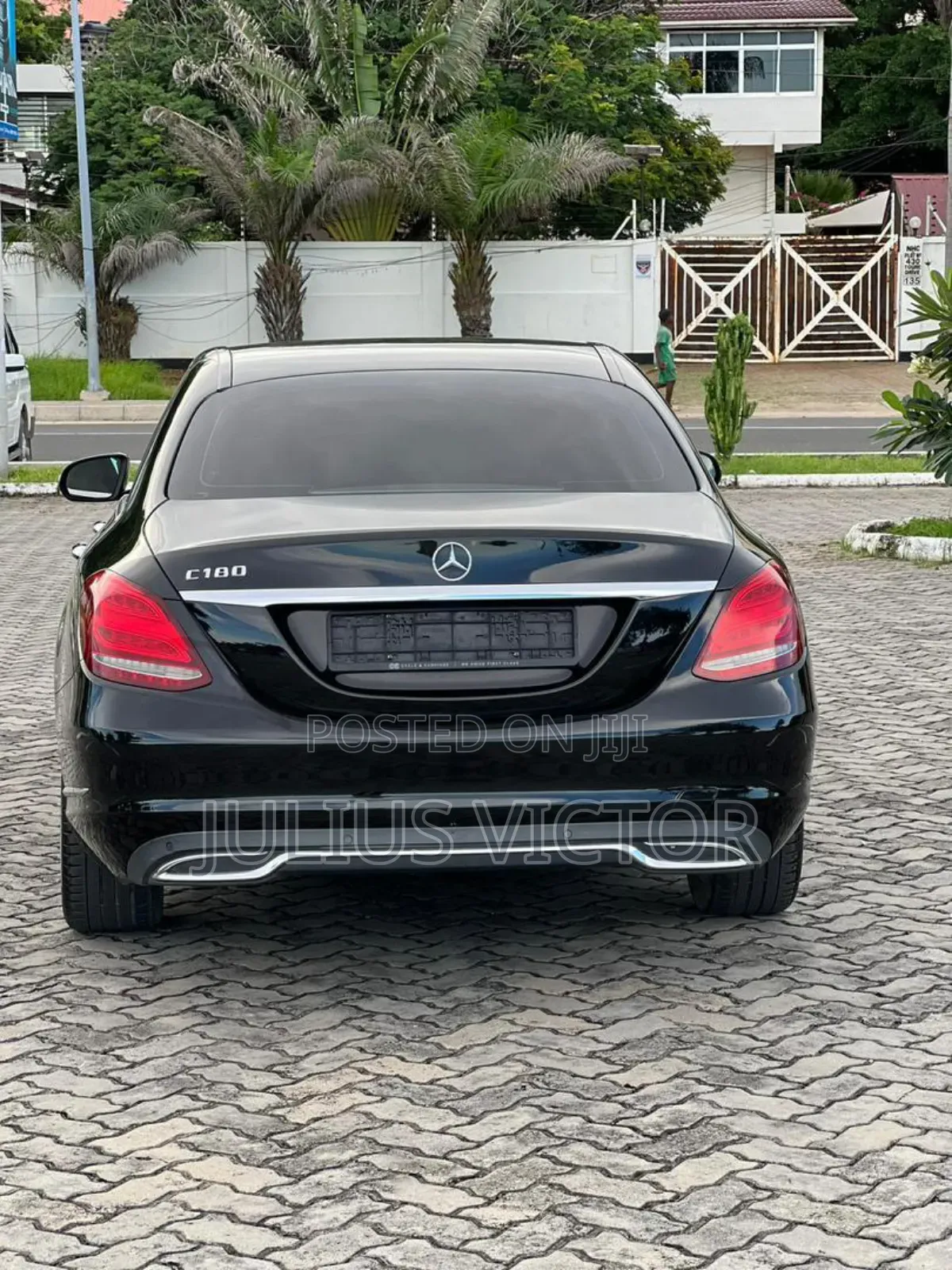 Mercedes-Benz C180 2015 Black
