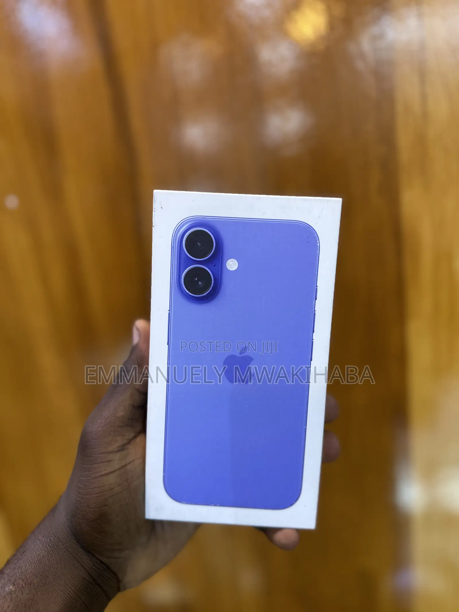 New Apple iPhone 16 128 GB Blue