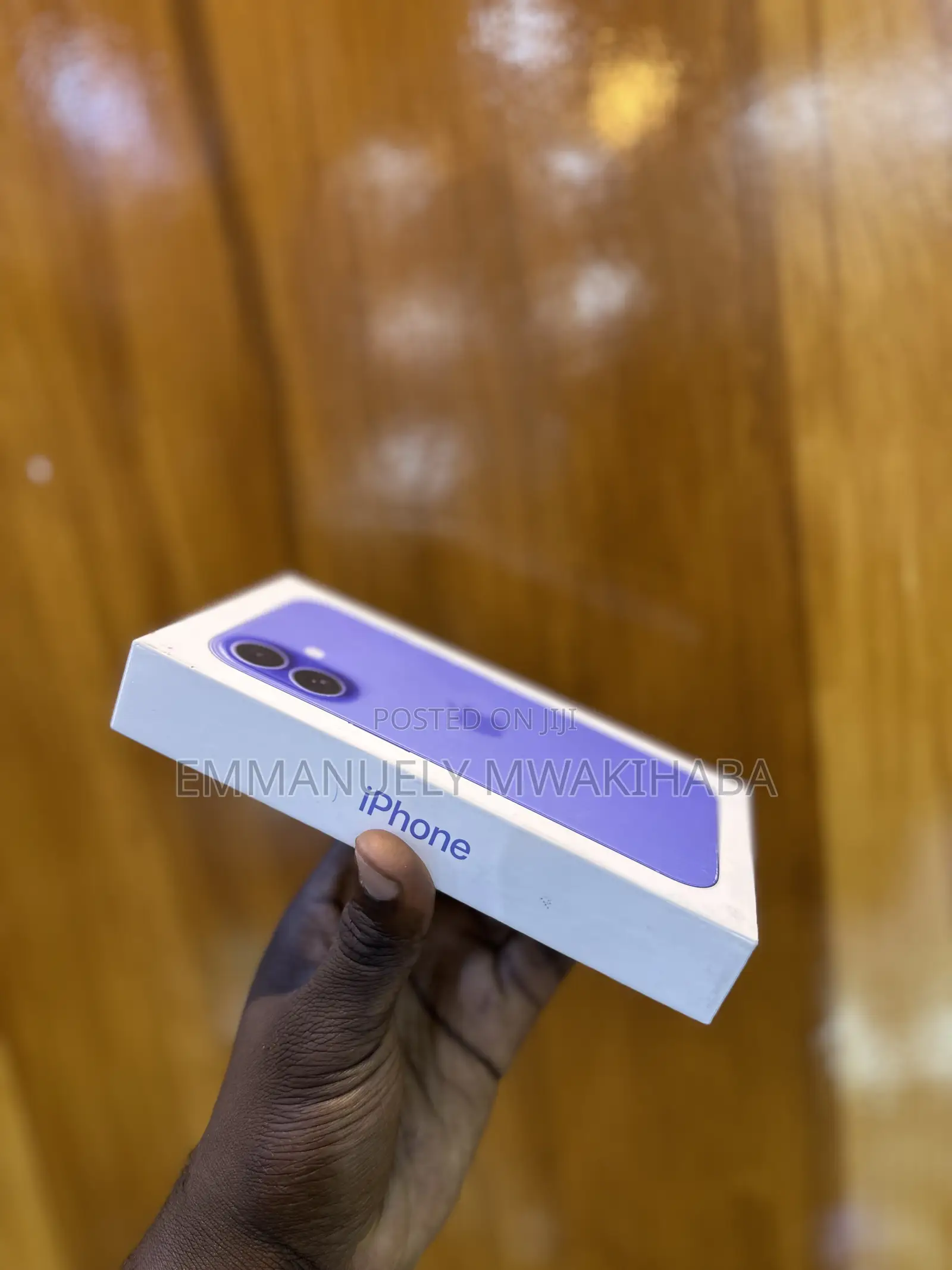 New Apple iPhone 16 128 GB Blue
