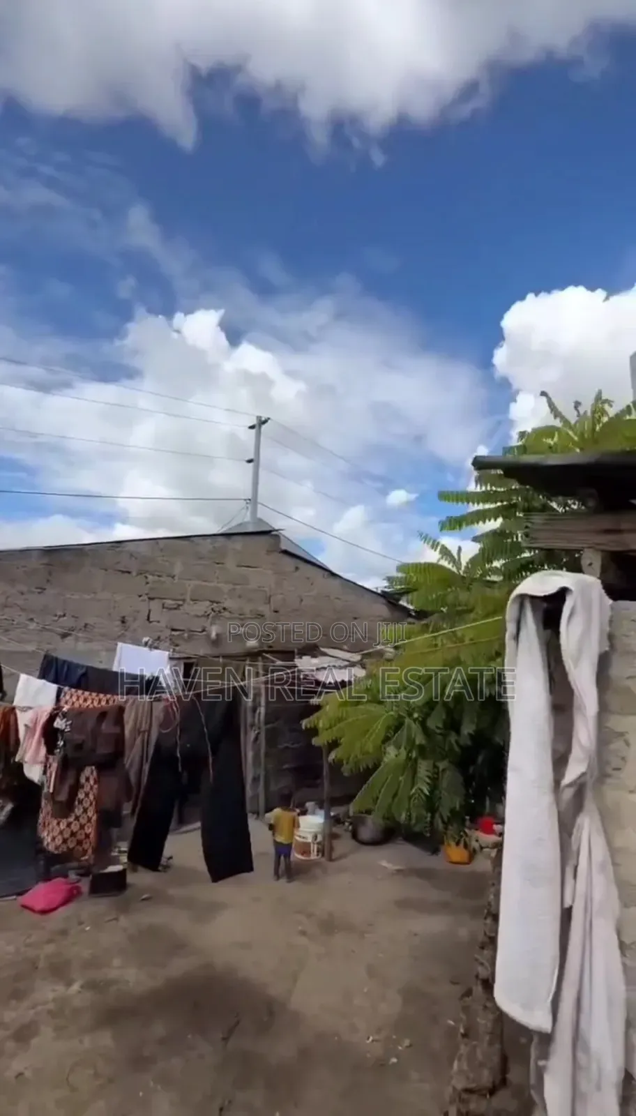 Kiwanja Kinauzwa Kinondoni