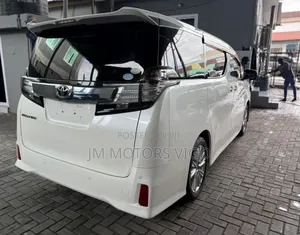 Toyota Vellfire 2015 White