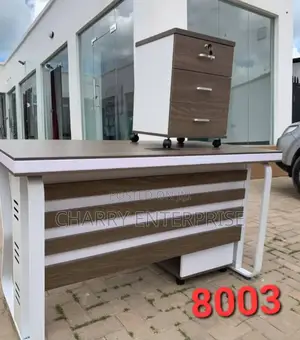 Office Table Nzuri Yenye Draw 140 Cm