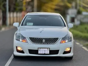 Toyota Crown 2009 Pearl
