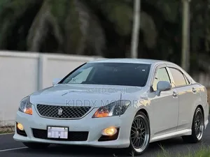 Toyota Crown 2009 Pearl