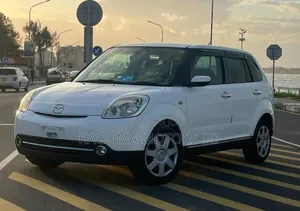 Mazda Verisa 2009 White