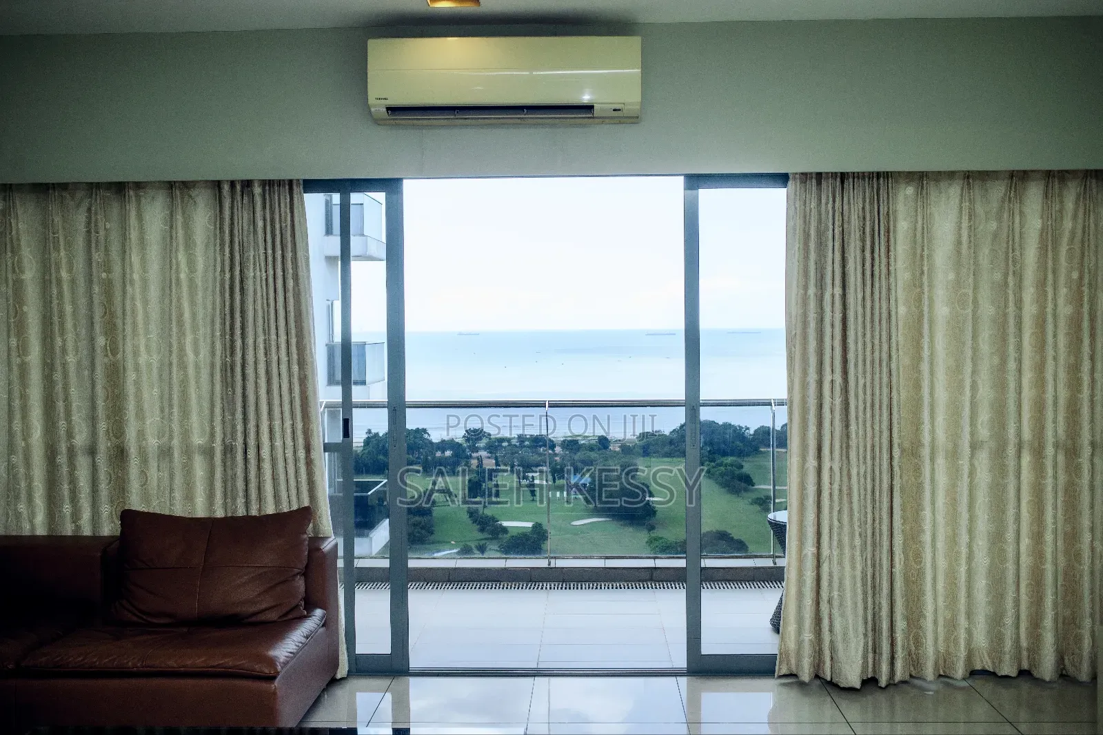 Furnished 3bdrm Apartment in Razeda Apartments, Oyster Bay for rent