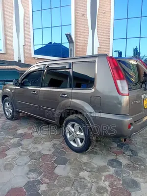 Nissan X-Trail 2003 Gray