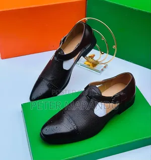 Official Men's Clarks New