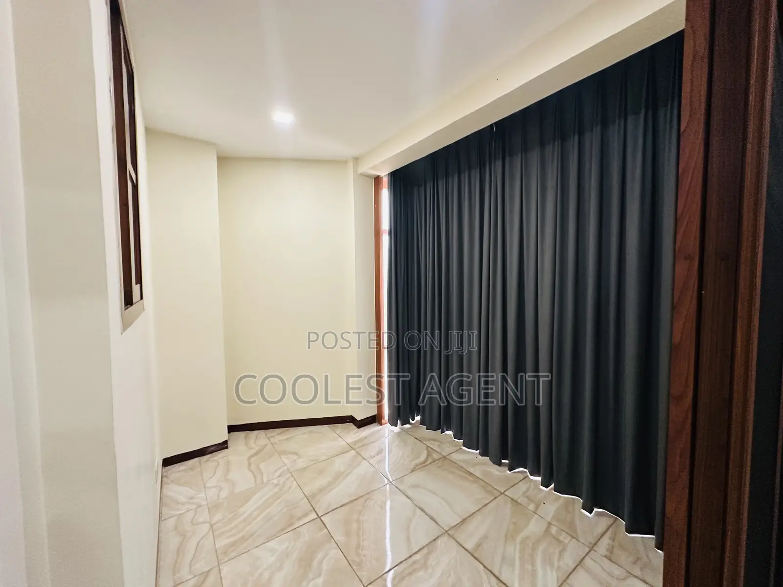 Furnished 3bdrm Villa in Coolest Estate for rent